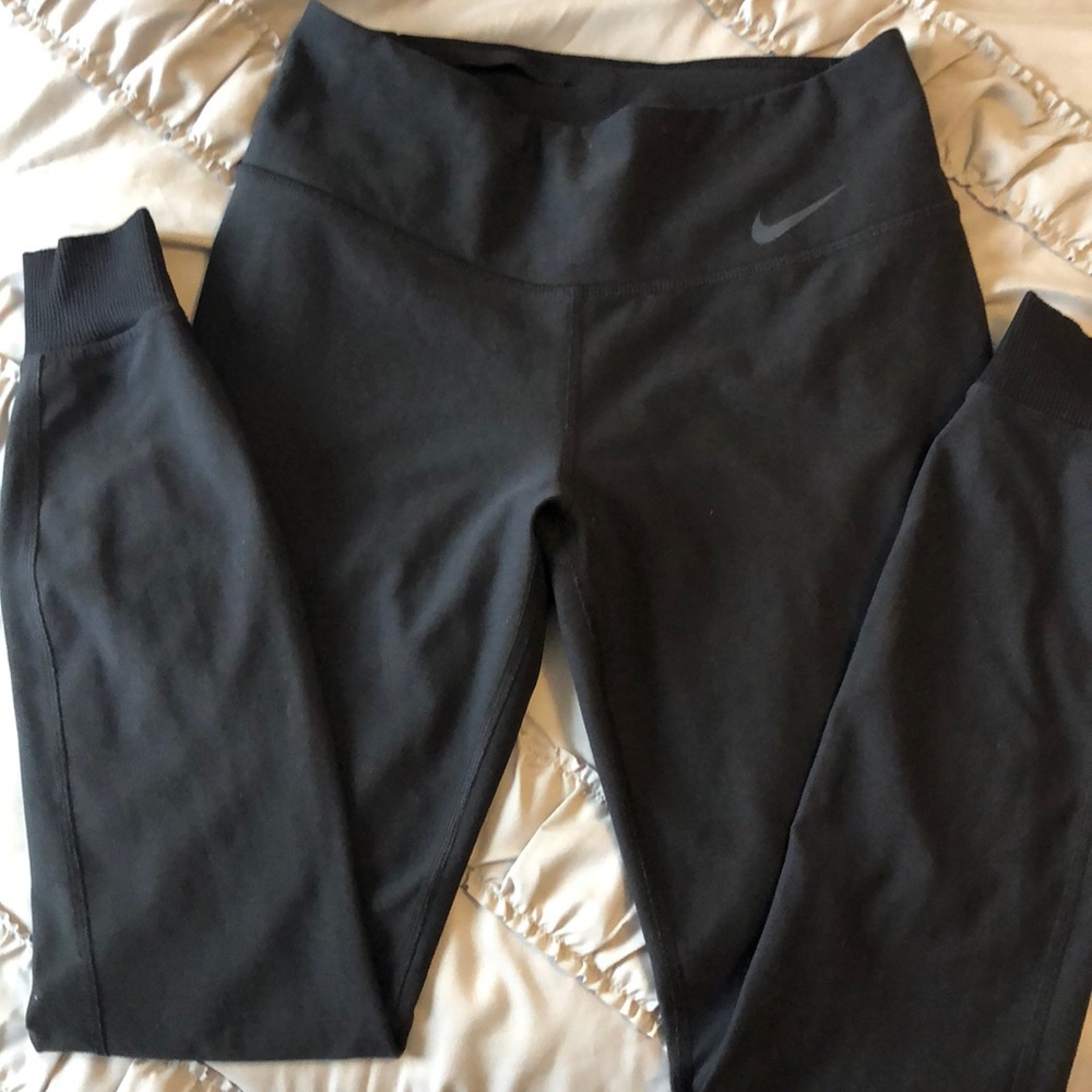 Nike Dry fit tights.